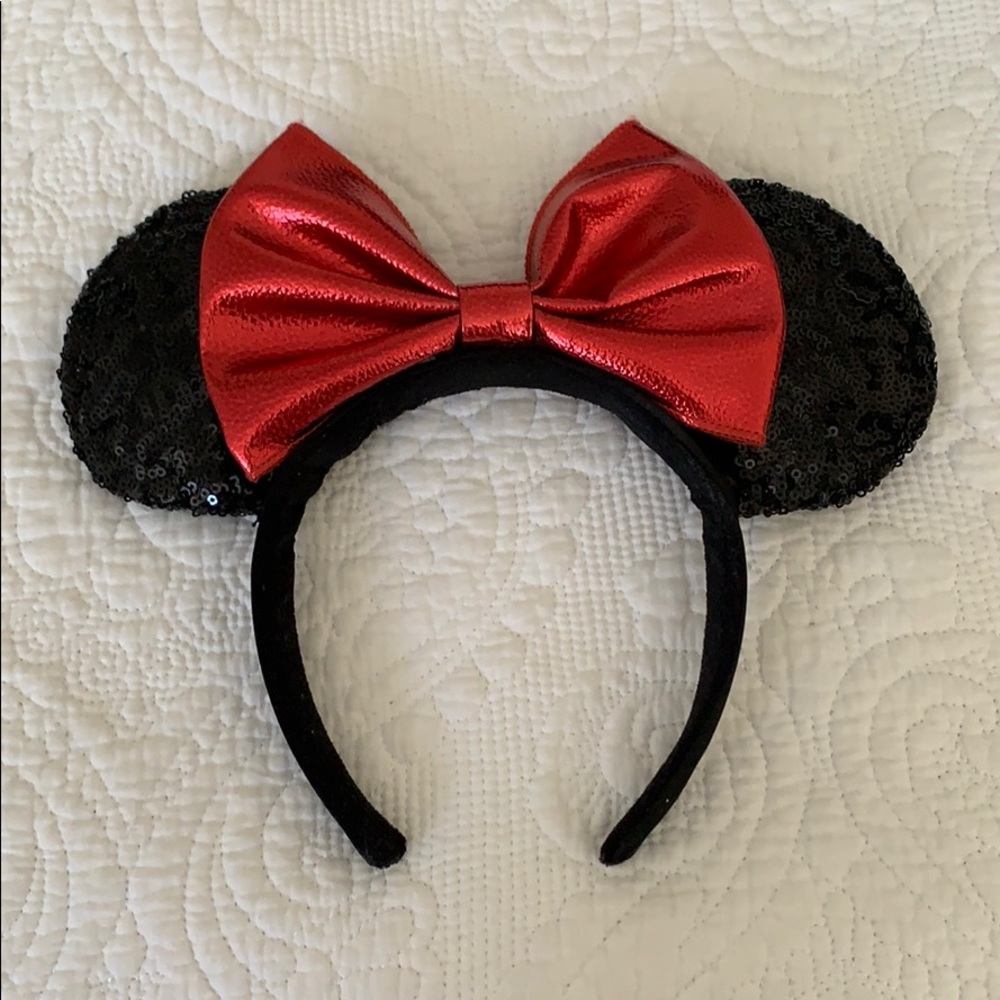 Gently Used Minnie Ears
